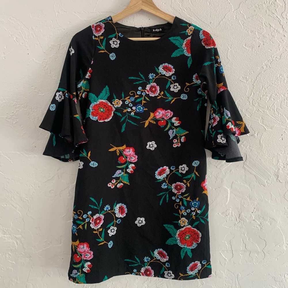 Floral Girls Dress. XL/14